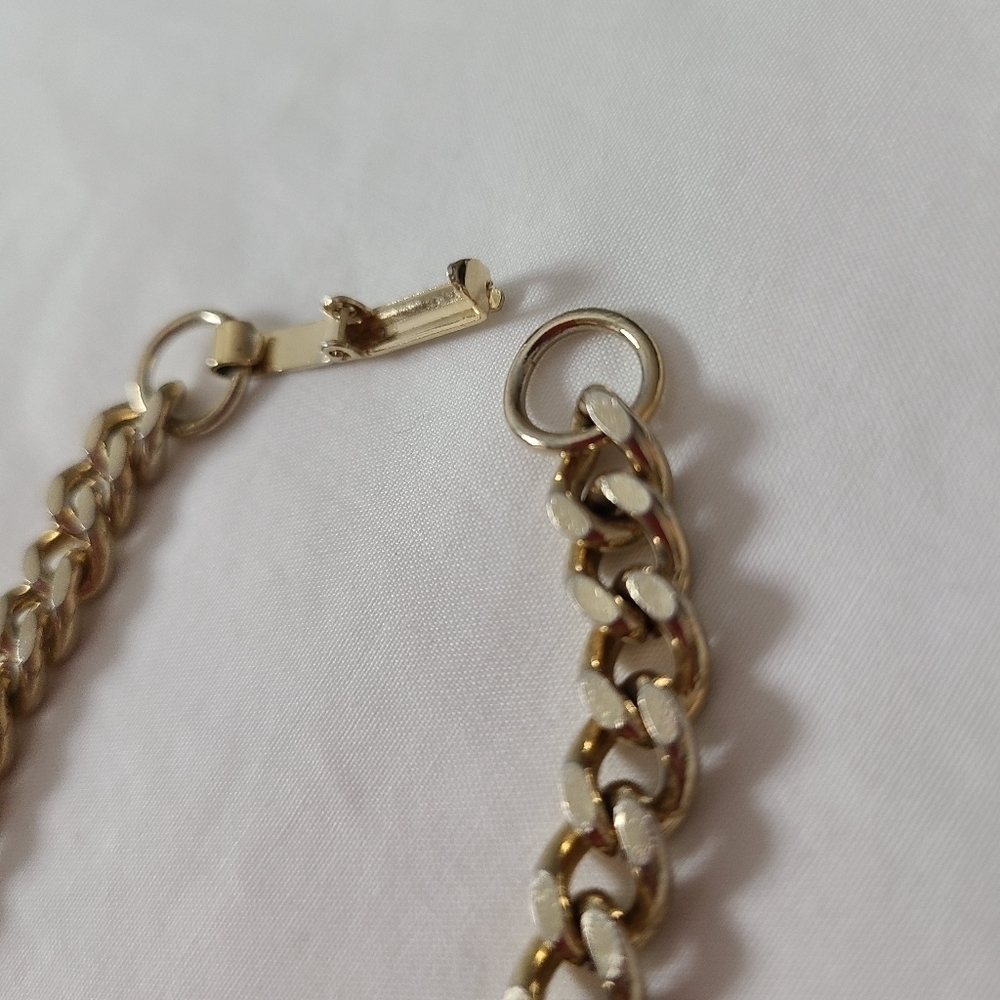 Goldtone Link Bracelet - Picture 8 of 10